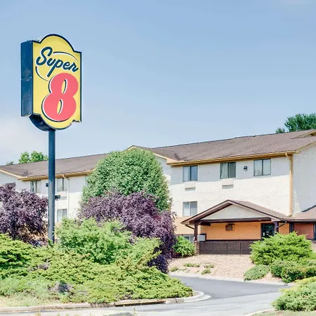 Super 8 By Wyndham Hagerstown I-70 Motel